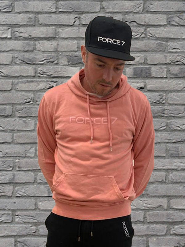 HOODIES & SWEATSHIRTS