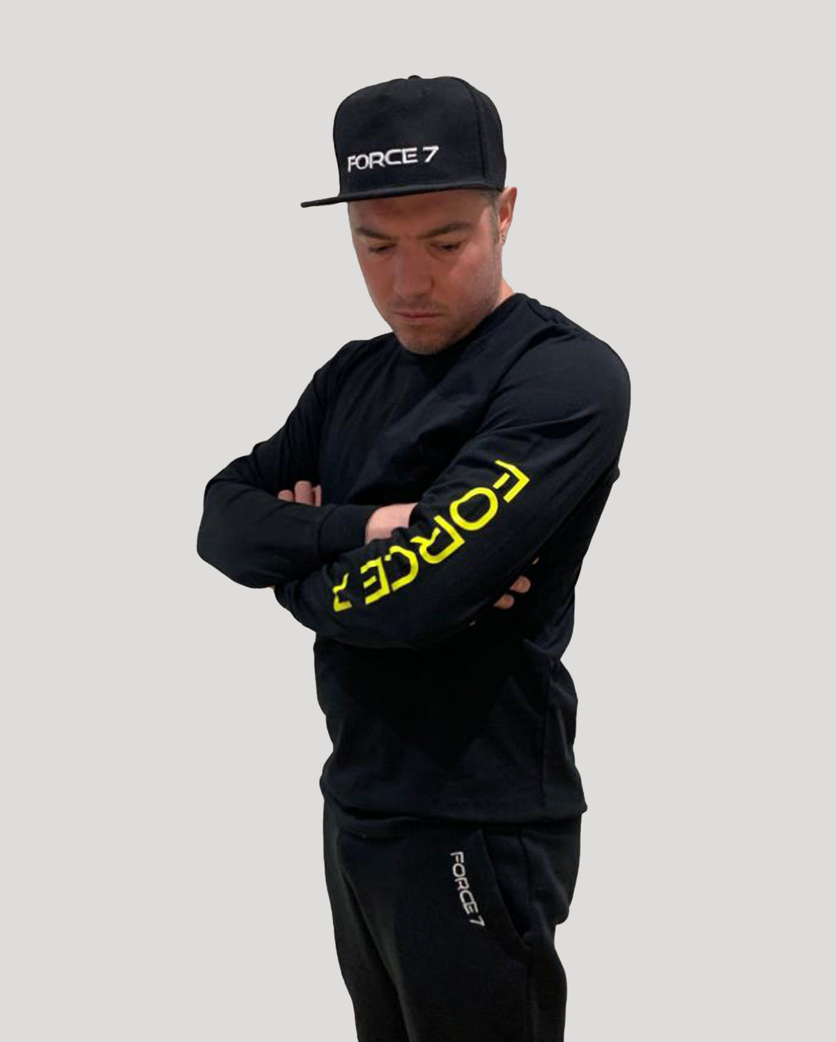BLACK LONG SLEEVE T-SHIRT